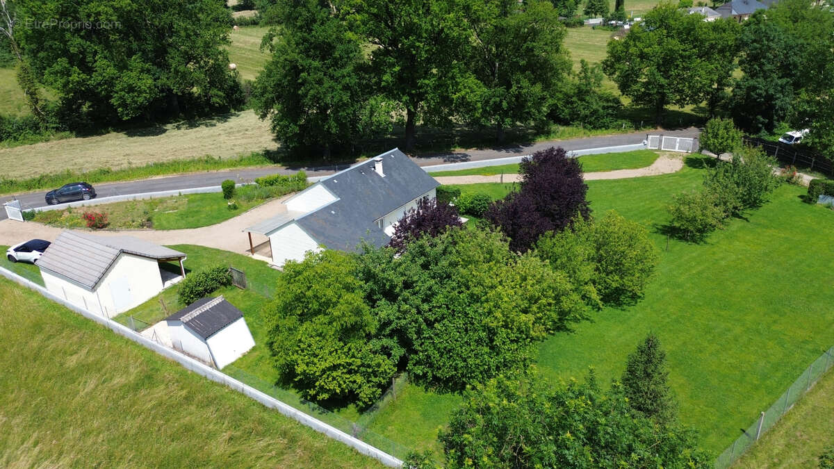 Maison à SAINT-COME-D'OLT