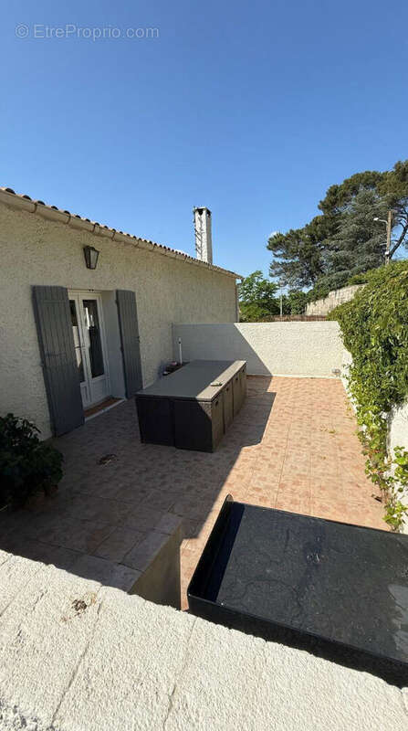 Exclusivite grande maison montfrin 5 chambres - photo 3