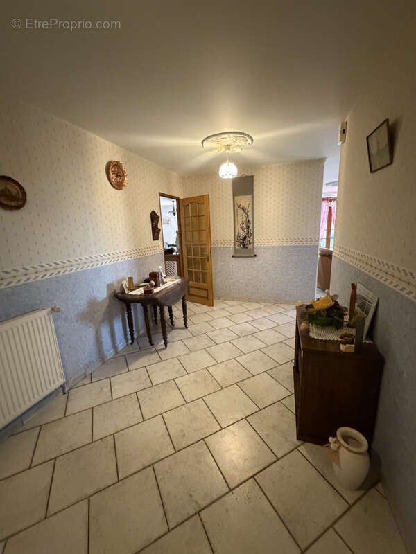 Maison à SAINT-CHRISTOPHE-DE-DOUBLE