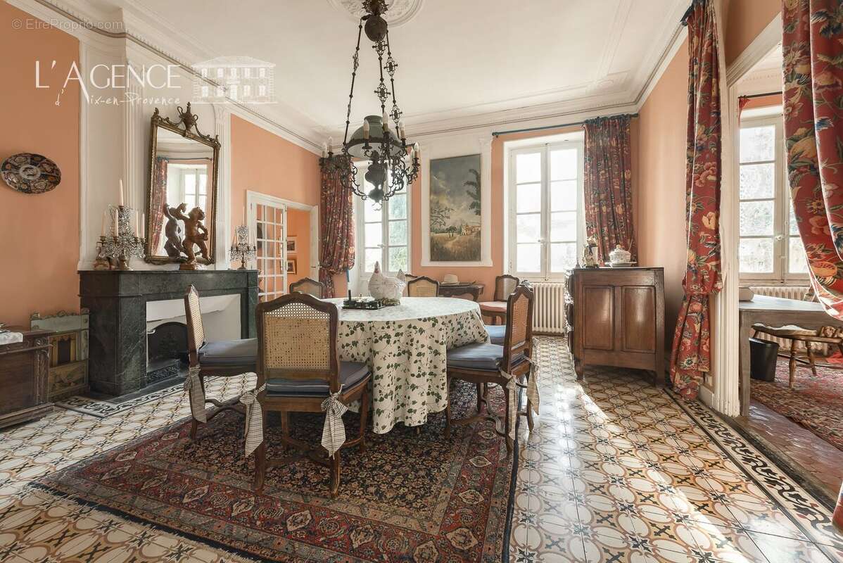 Maison à AIX-EN-PROVENCE