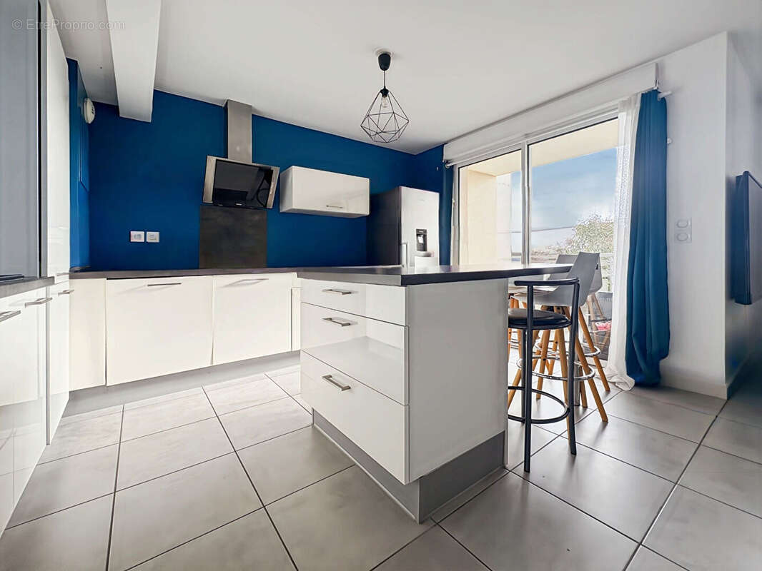 Appartement à SERPAIZE