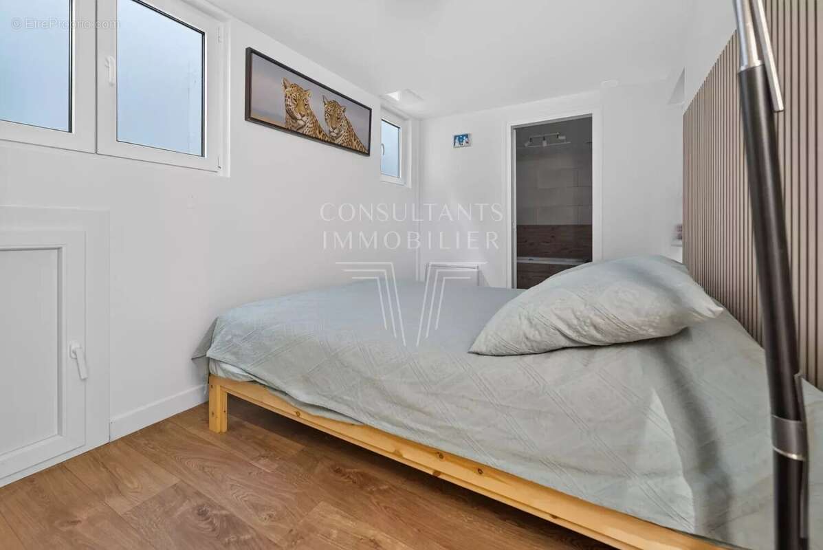 Appartement à PARIS-6E