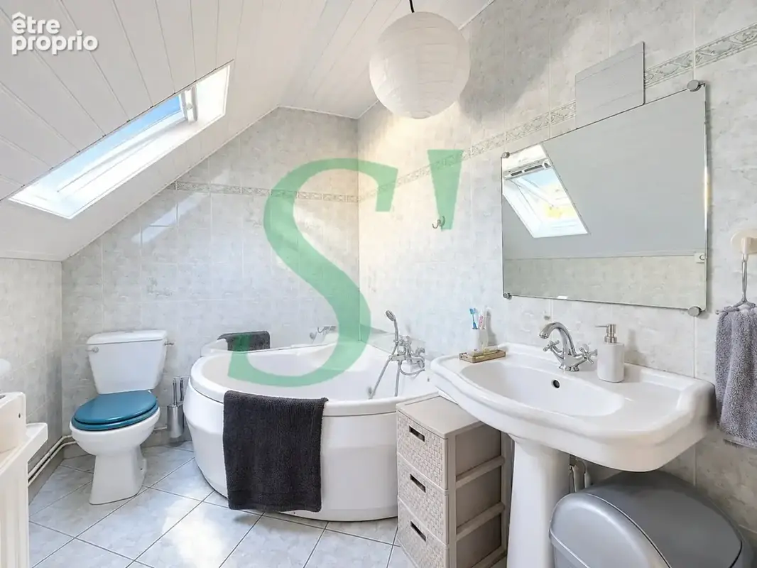 Maison 7 pièces 156 m² à vendre à Auneuil (60390) - photo 7