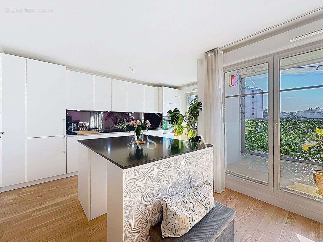 Appartement à LE PLESSIS-ROBINSON