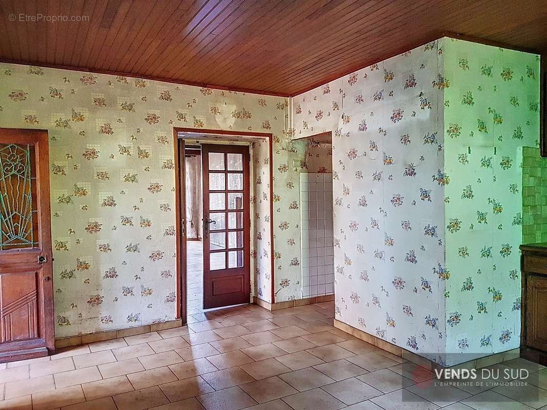 Maison à CASTANET-LE-HAUT