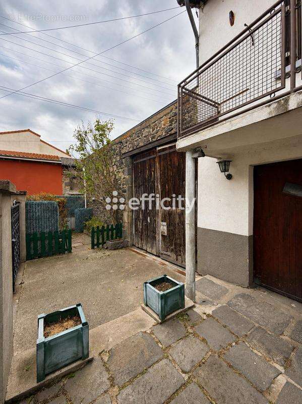 Maison 57 m² à Chateaugay  - photo 7