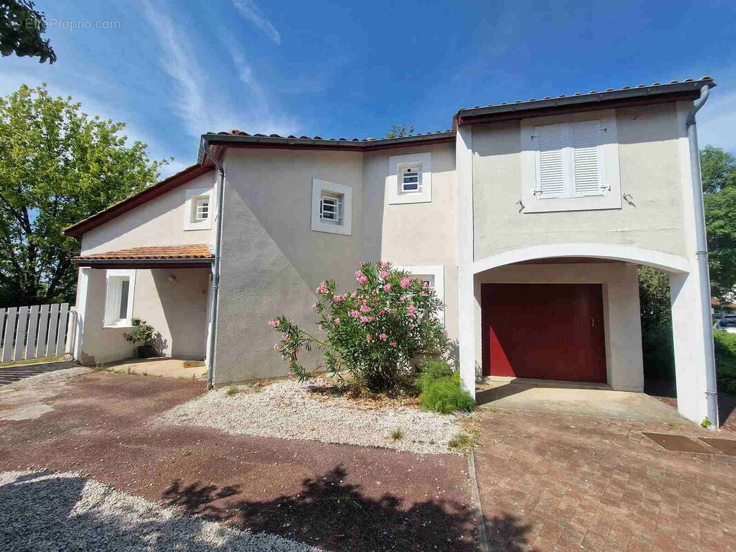 Maison de 124m2 avec 4 chambres, 2 salles d'eau et 2 WC - photo 8