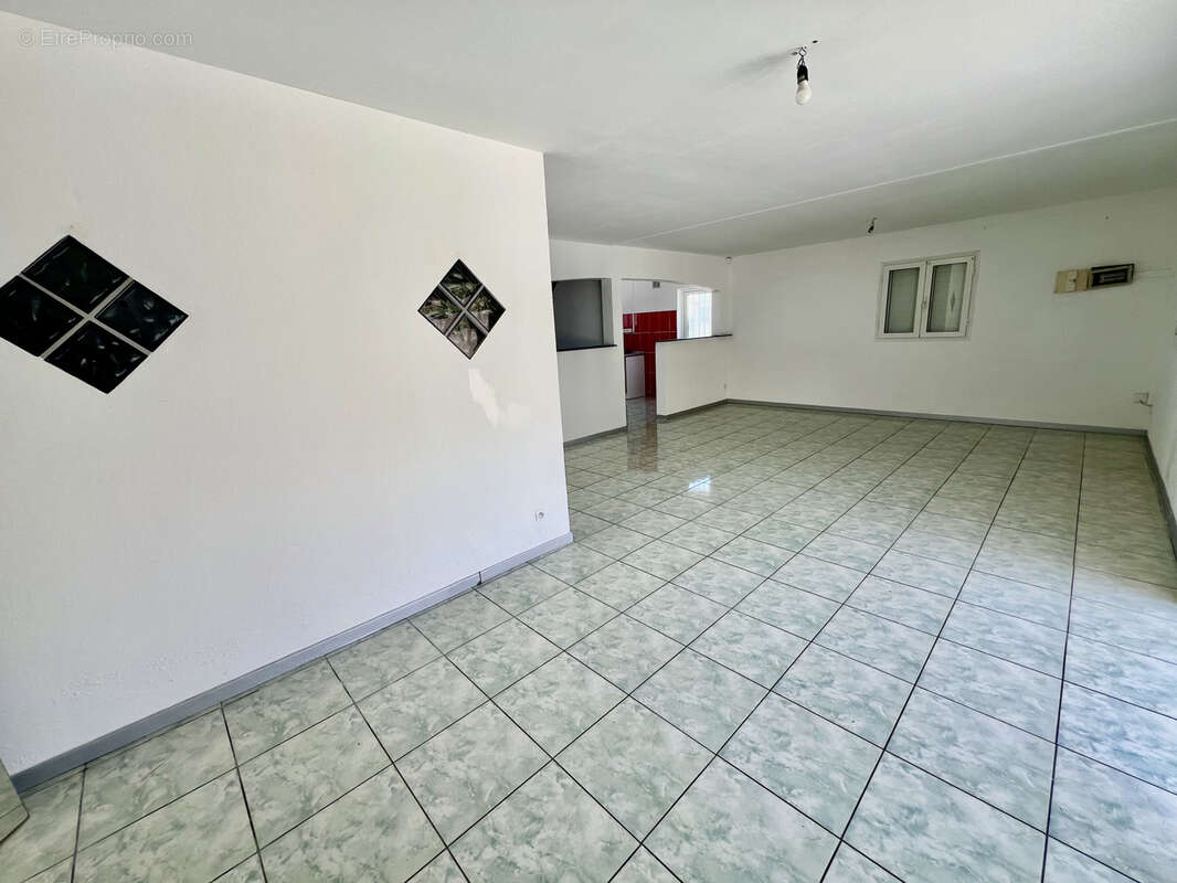 Maison à SAINT-JOSEPH