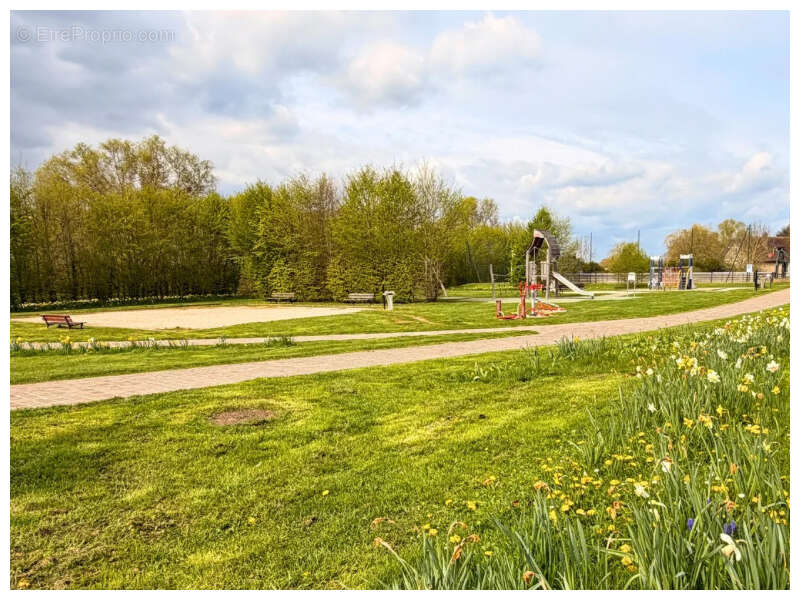 Maison à FONTENAY-LE-FLEURY