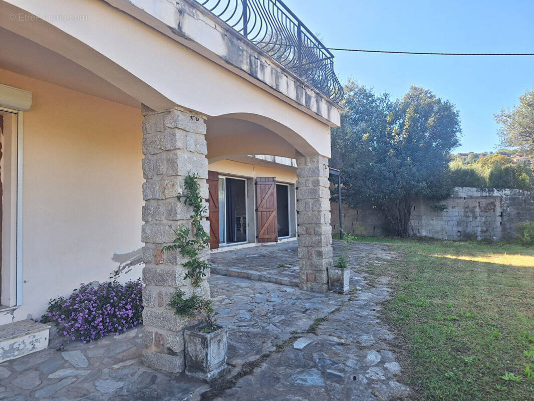 Maison à BASTELICACCIA