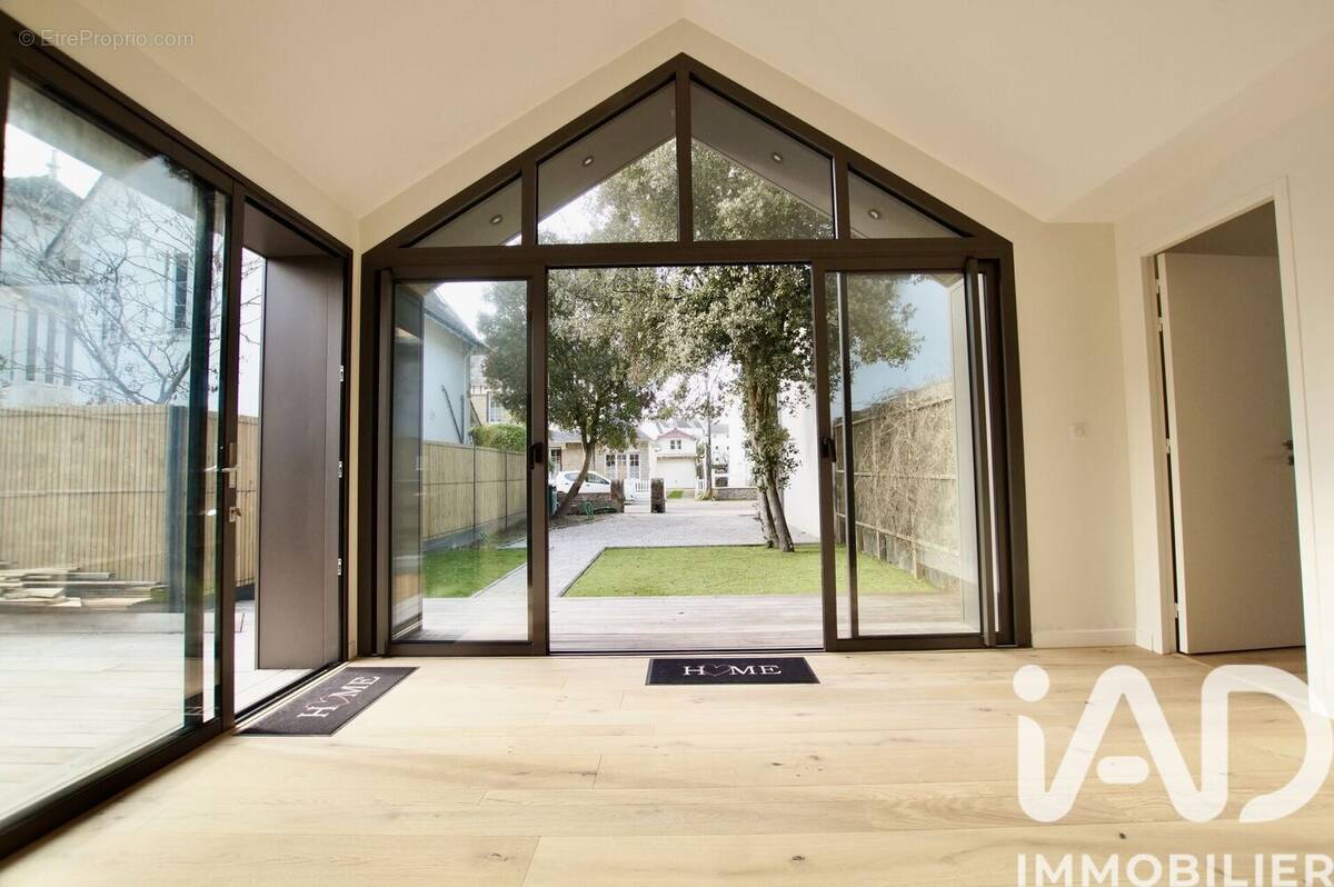 Photo 1 - Maison à LE POULIGUEN
