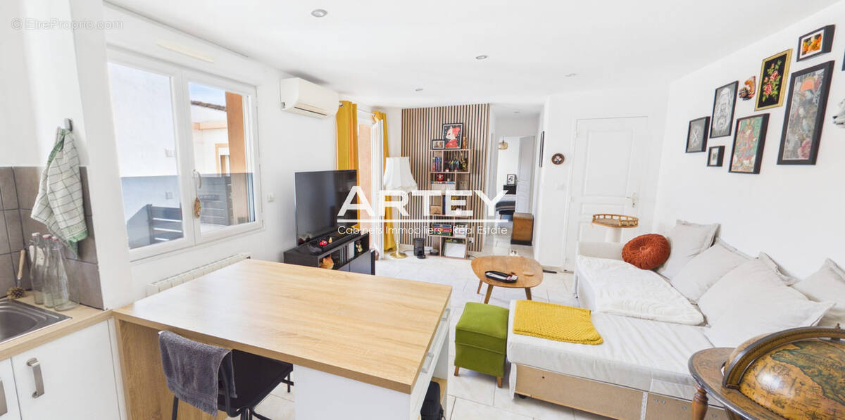 Appartement à CARQUEIRANNE