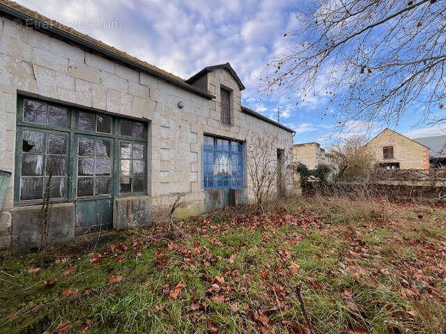 Maison à MONTREUIL-BELLAY