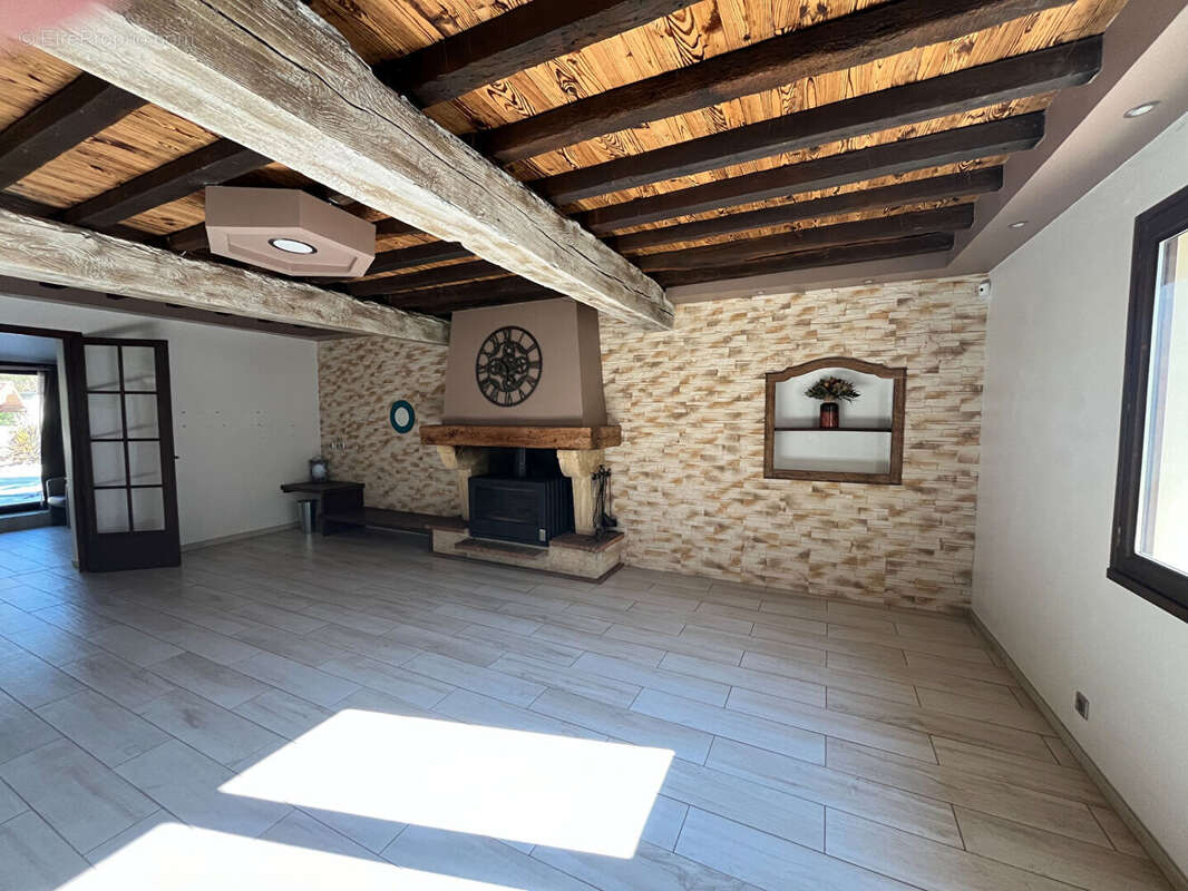 Maison à ATTIGNAT