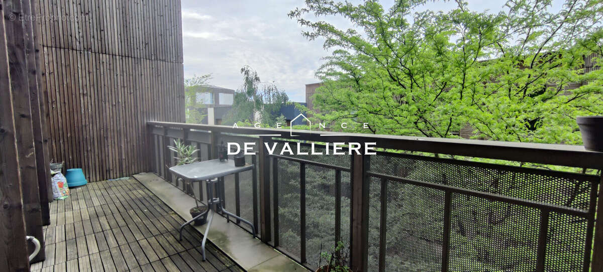 Appartement à NANTERRE