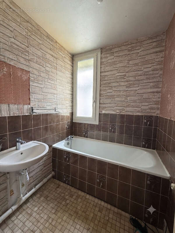 Appartement F3 de 66,80 m2 au dernier étage - Maizières-lès-Metz - photo 6
