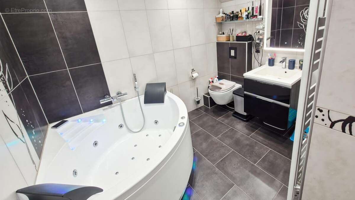 Appartement à OBERHOFFEN-SUR-MODER