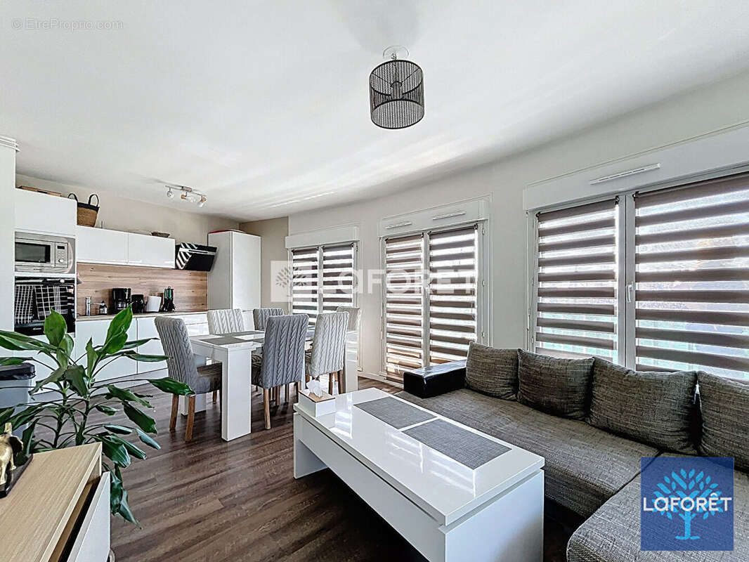 Appartement à VIGNEUX-SUR-SEINE