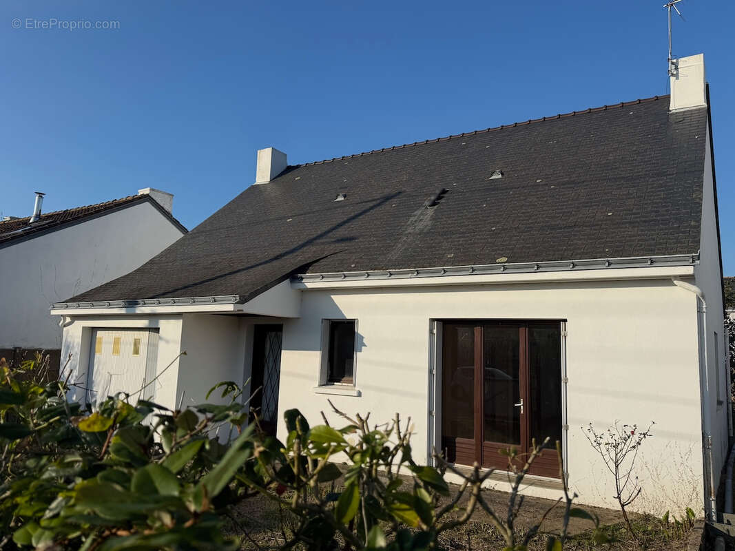 Maison à LE POULIGUEN