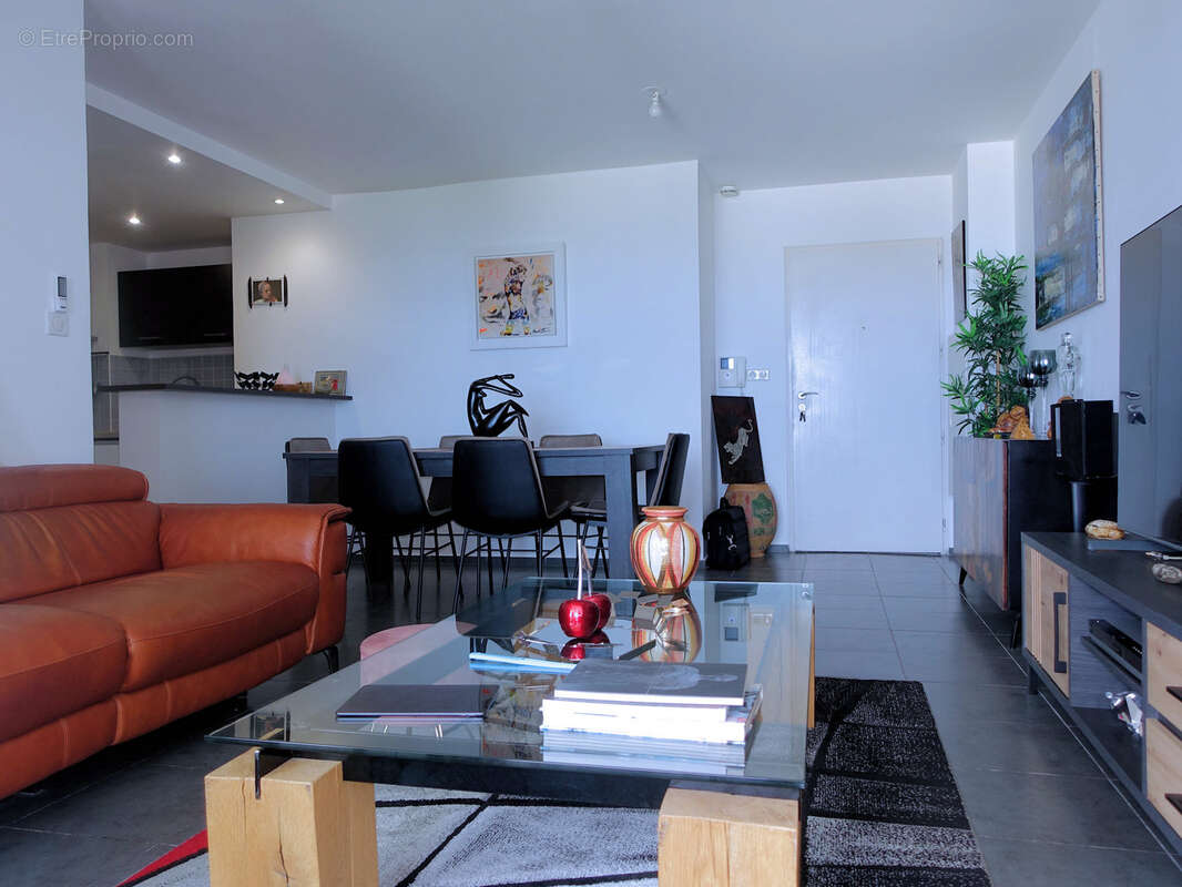 Appartement à SAINT-DENIS
