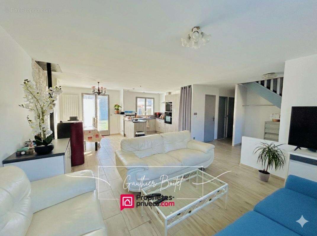 Maison à COULOMMIERS