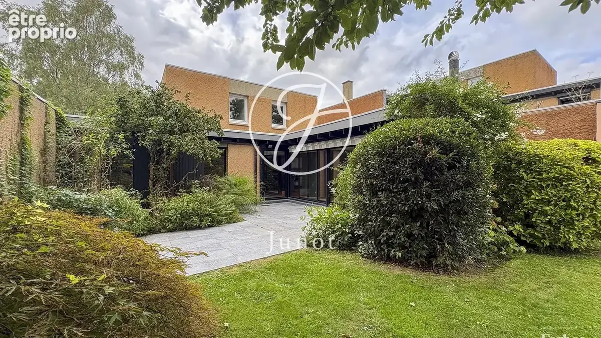 Villeneuve d’ascq – BRIGODE – Maison semi-plain-pied – 4 pièces - 108m² - 3 chambres – Terrasse – Jardin - garage - photo 6