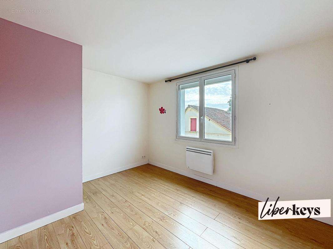 Maison 3 chambres avec jardin centre ville de Damville - photo 12
