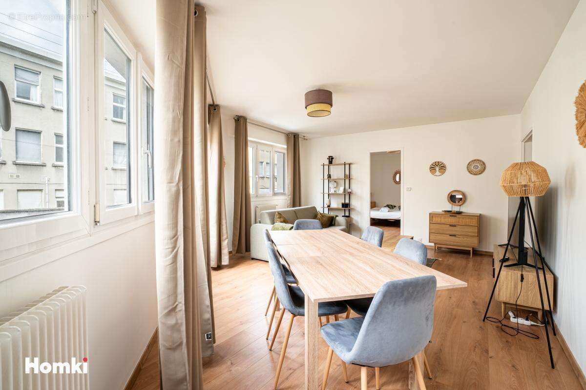 Appartement T4 de 93 m² à Orléans 45000, Rue du Champ Saint-Euverte - photo 3