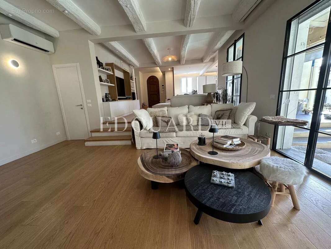 Maison à ROQUEBRUNE-CAP-MARTIN