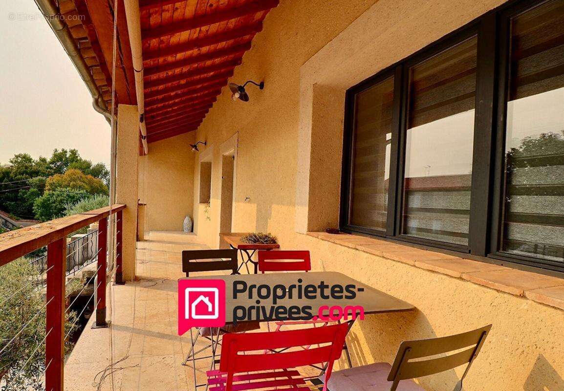 Proche Uzès, mas de village avec piscine - photo 15