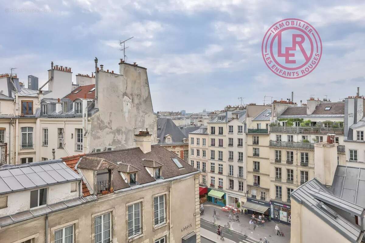 Paris 4ème  Arsenal - Rue de Birague - 2 pièces avec Vue et Balcon - photo 7