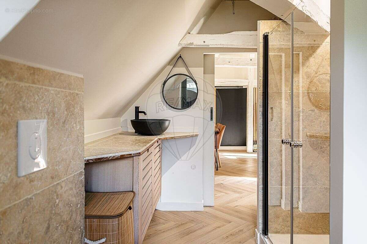 Appartement à CHECY