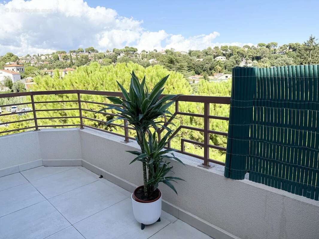 Appartement à CAGNES-SUR-MER