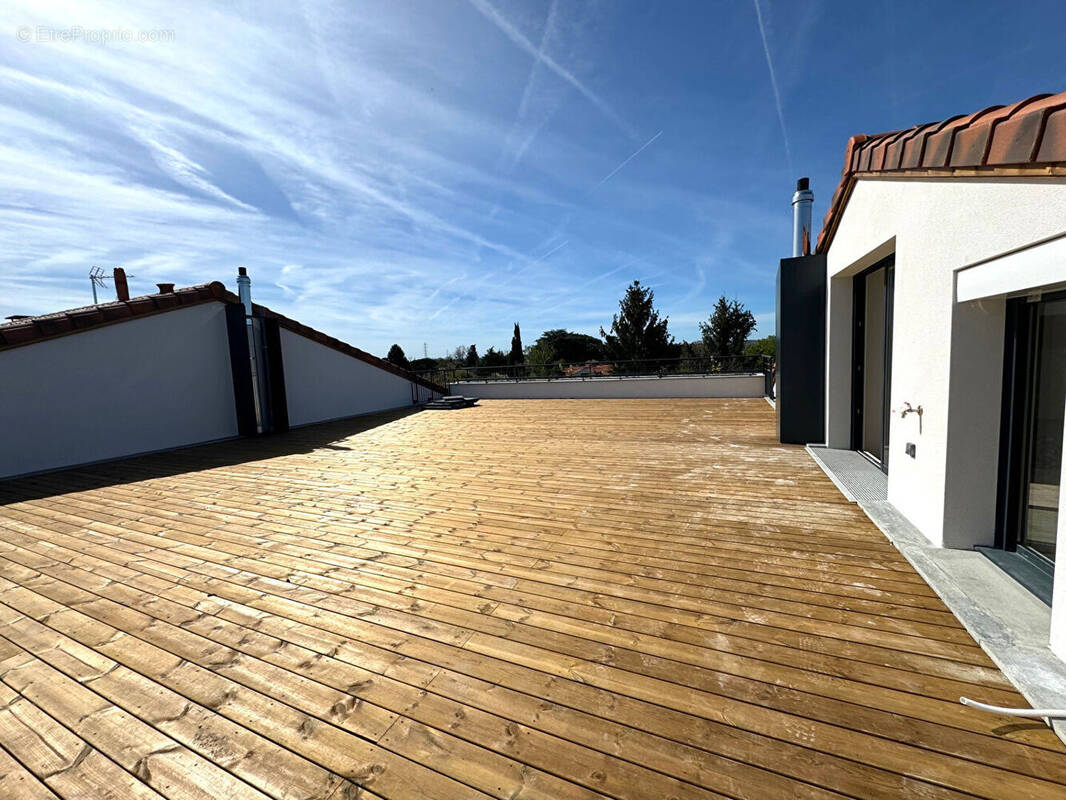 Appartement à SAINT-ORENS-DE-GAMEVILLE