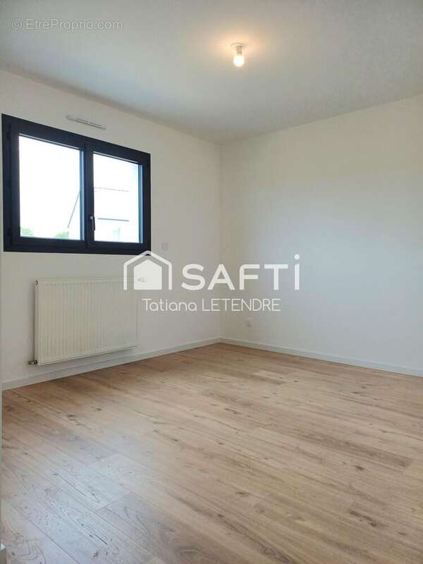 Photo 5 - Maison à MONTREUIL-LE-GAST