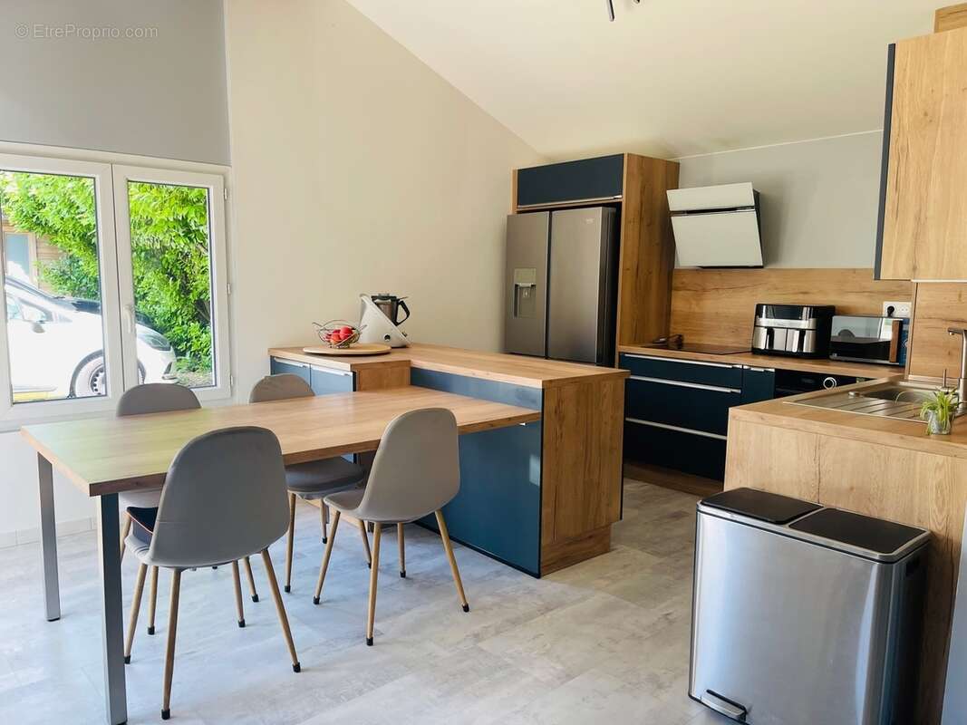 Maison à ROMANS-SUR-ISERE