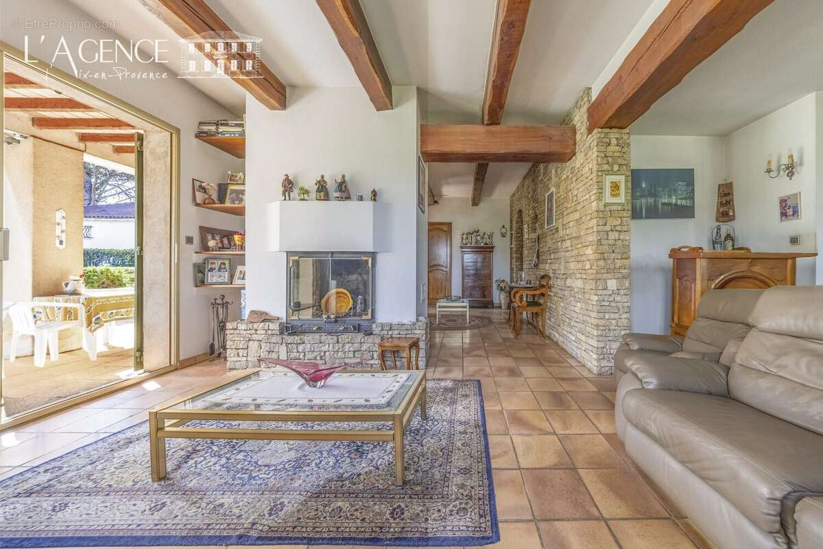 Maison à BOUC-BEL-AIR