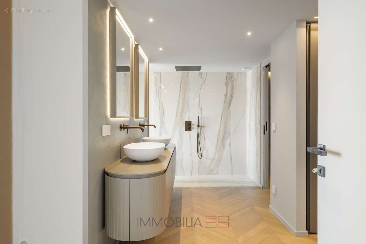 Villa contemporaine rénovée avec vue mer spectaculaire   Secteur Golfe Bleu, à deux pas de Monaco - photo 14