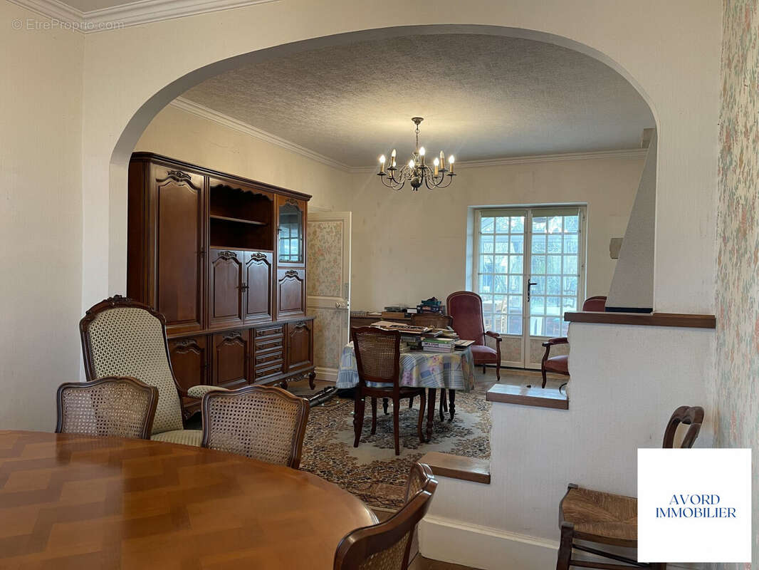 Maison à FARGES-EN-SEPTAINE