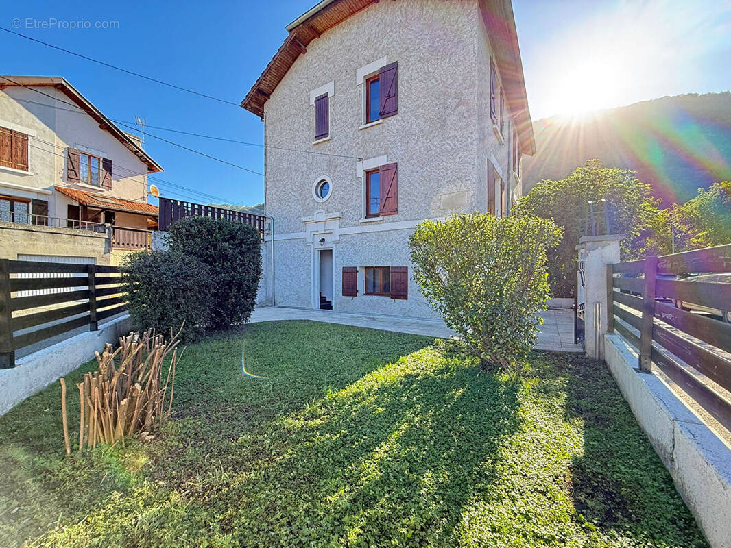 Maison à LE VERSOUD
