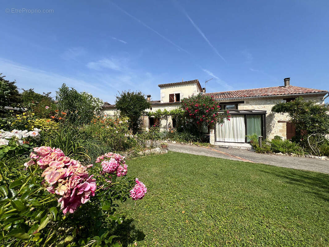 Maison à CASTILLONNES