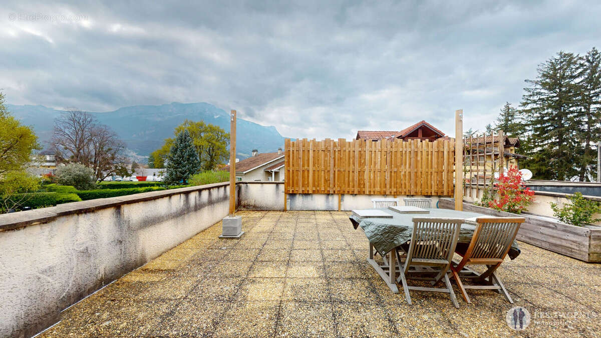 Maison à ECHIROLLES