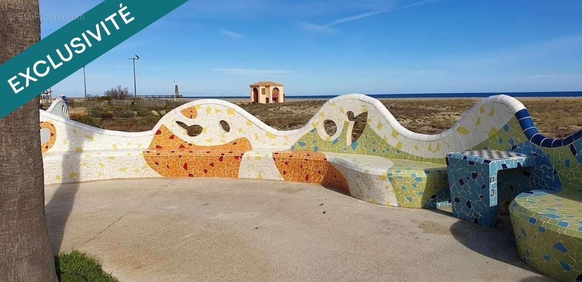 Photo 2 - Parking à LEUCATE