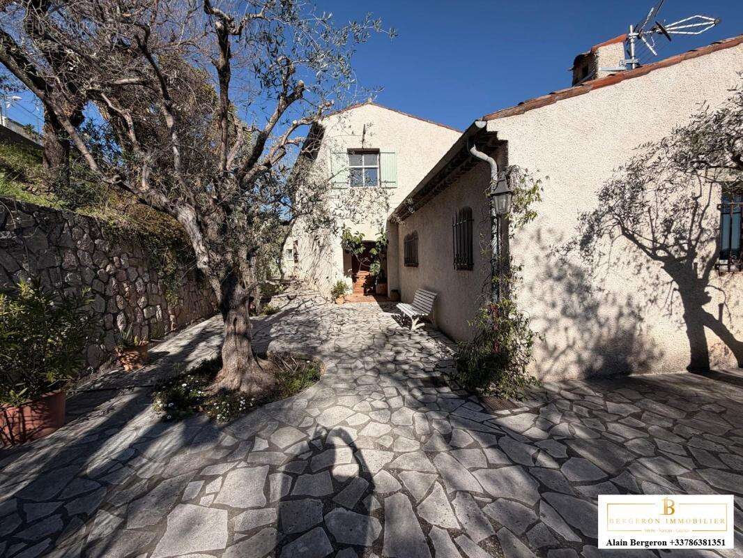Maison à SPERACEDES