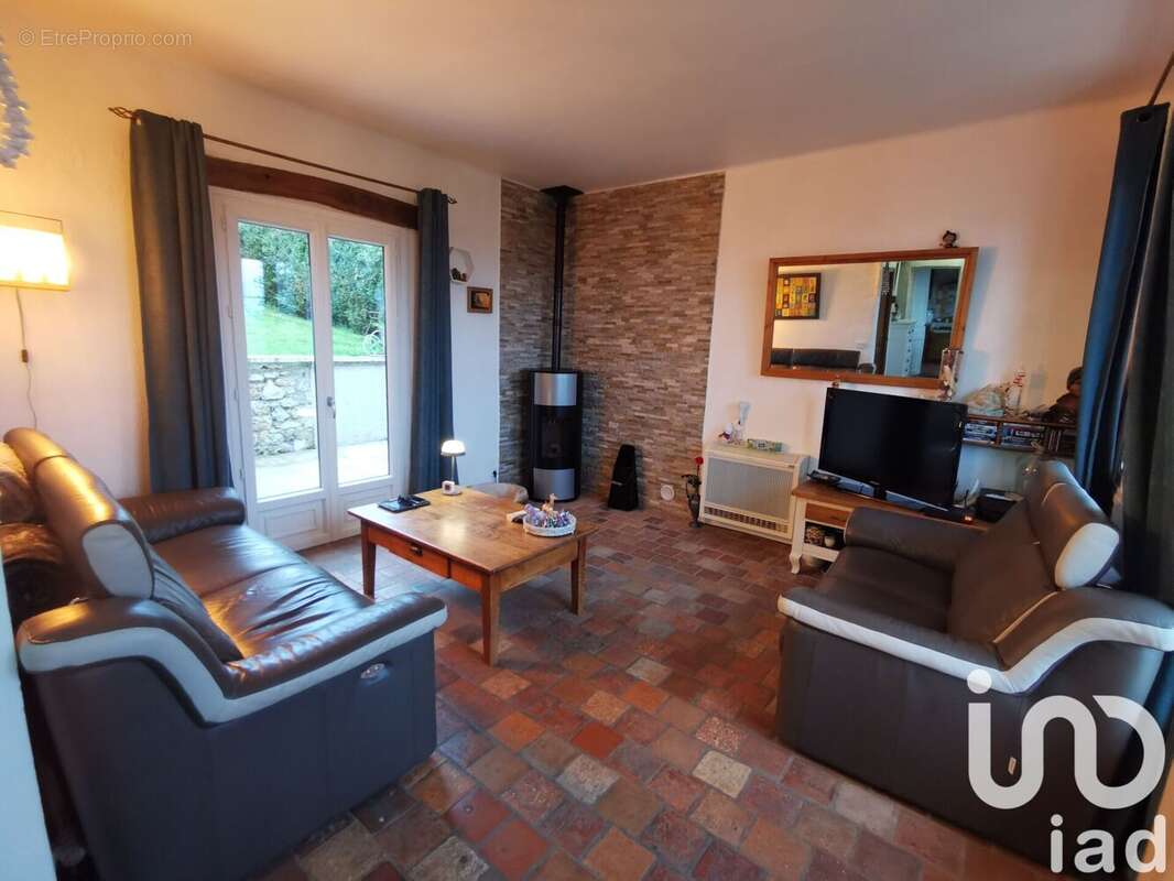 Photo 3 - Maison à SAINT-PIERRE-DU-PERRAY