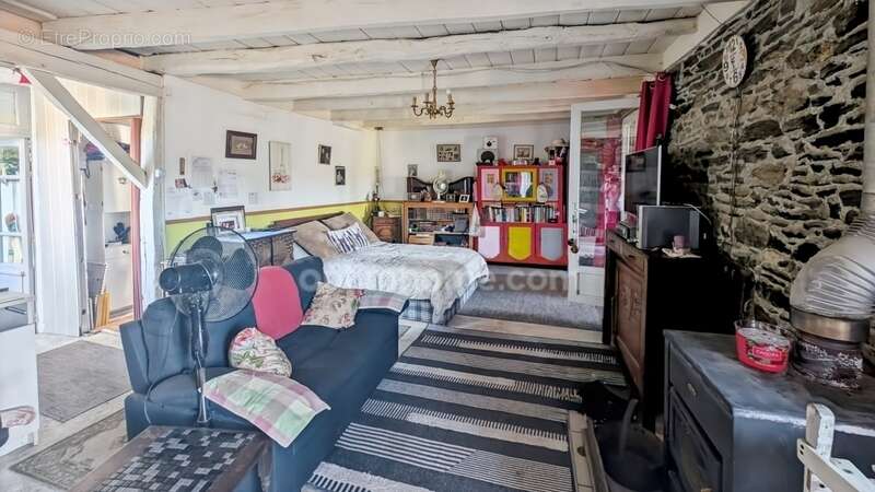 Maison à SAVIGNAC-LEDRIER