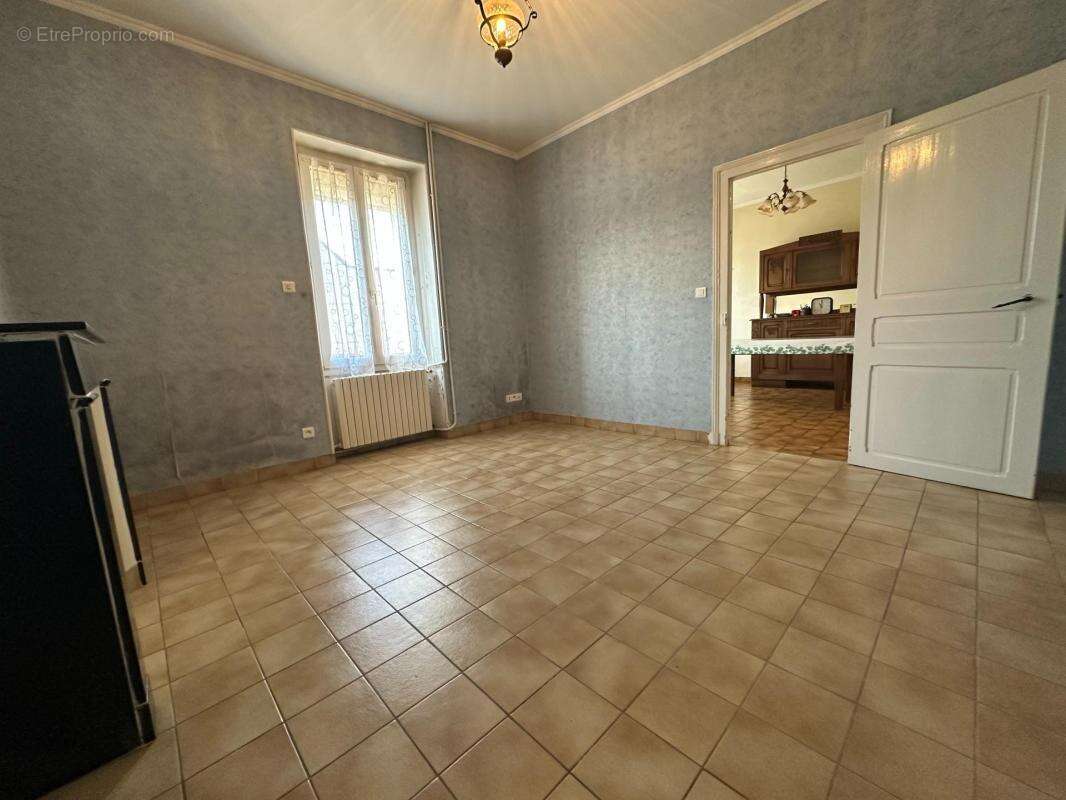 Maison à SAINTE-JAMME-SUR-SARTHE