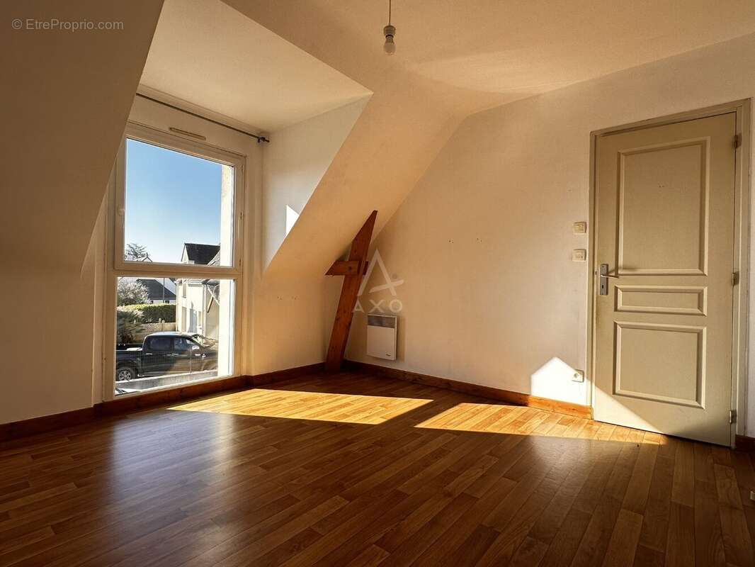 Maison à LOCOAL-MENDON