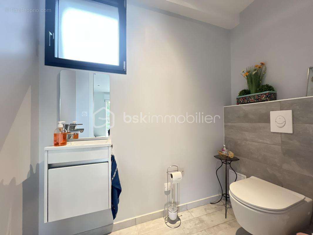Appartement à SACLAS