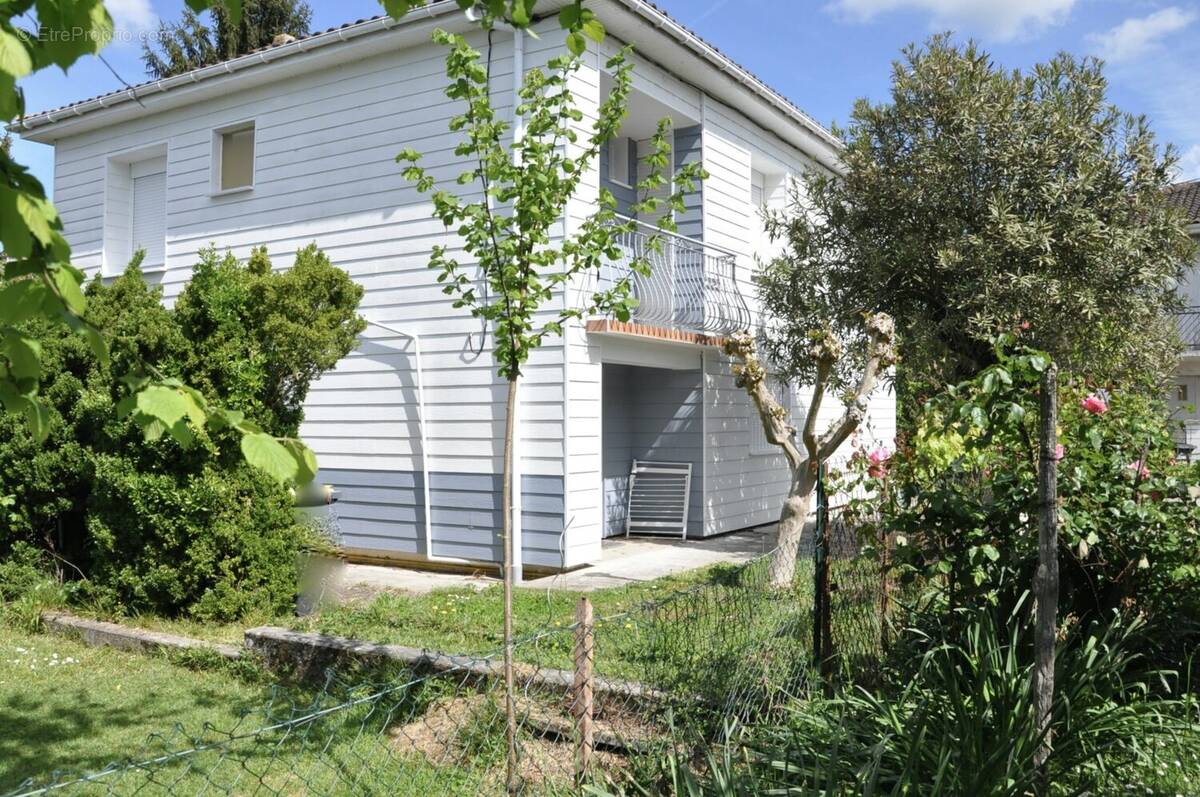 Maison à LE PASSAGE